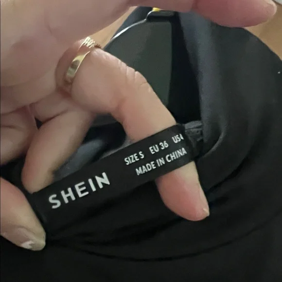 (0339) *WHT Horse Art & Elegant Black Sleeveless Dress. 2026 Fire Horse Year. - Picture 5 of 8